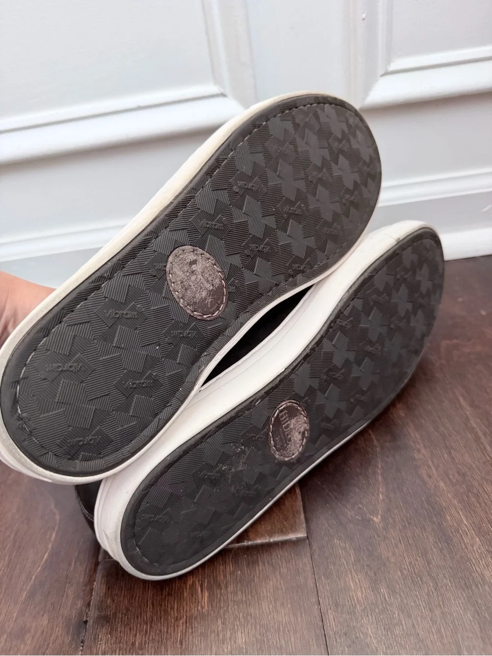 Hideoki Bespoke men sneakers black Italy 12
